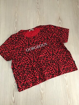 ltb marka leopar desenli tişört