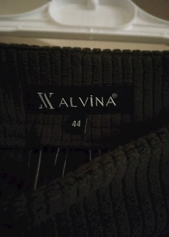 Alvina 44