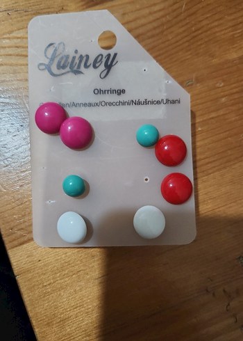 Renkli Mini Düğmeli Kadın Küpeler