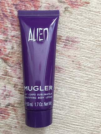 Diğer Alien Vücut Kremi