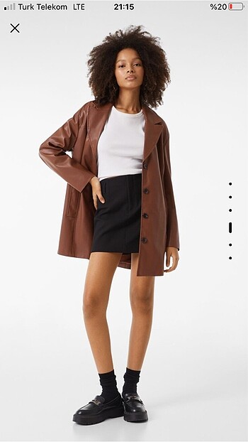 m Beden camel Renk Bershka uzun deri ceket