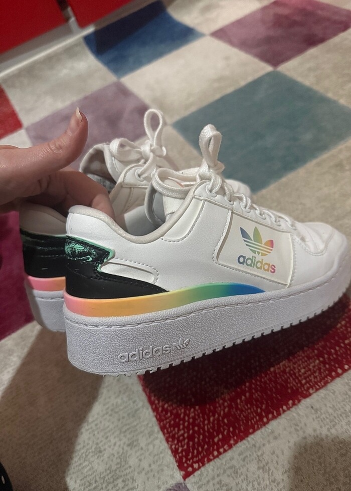 Adidas spor ayakkabı - Görsel 4