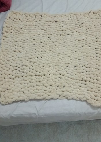 Bebekler için örgü koyu krem renk battaniye - Görsel 2