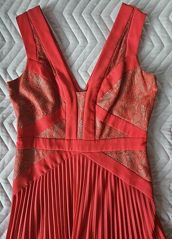 BCBG Maxazria Bcbg Maxazria elbise