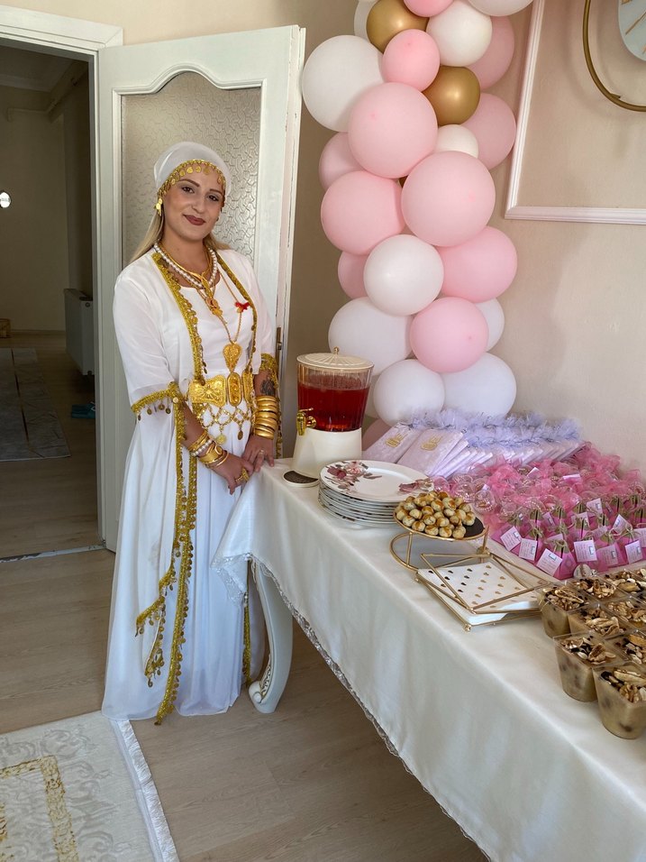 Uzun Altın İşlemeli Bohem Kadın Bindallı - Görsel 4