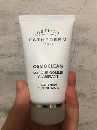 esthederm 