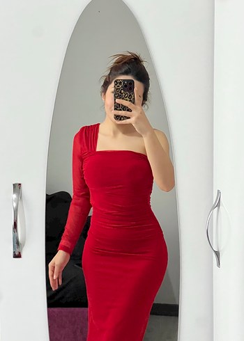 Parlak Kırmızı Tek Kollu Midi Elbise