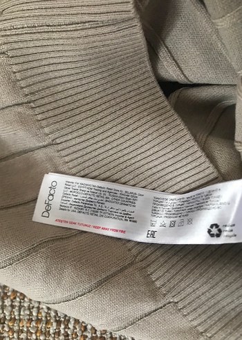 Bej Boğazlı Triko Kazak - Görsel 5