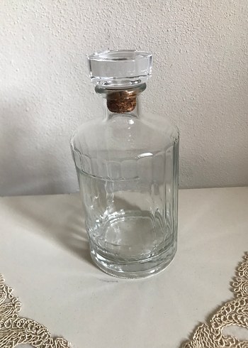 Boş viski şişesi