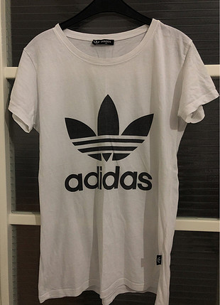 Adidas tshirt