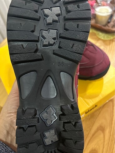 38 Beden Tonny Black bot