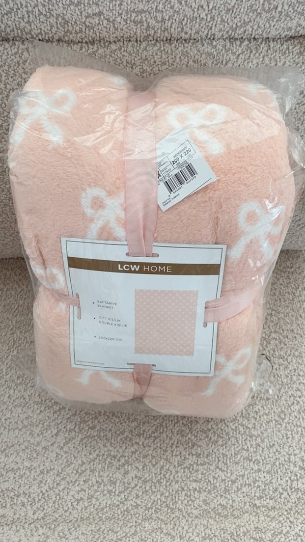 LCW HOME Pembe Fiyonk Detaylı Çift Kişilik Battaniye - Görsel 3