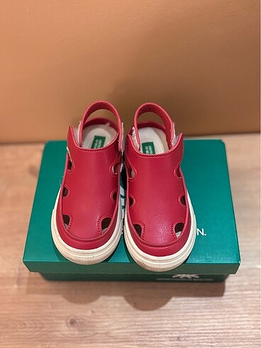 Benetton Benetton kırmızı sandalet spor ayakkabı