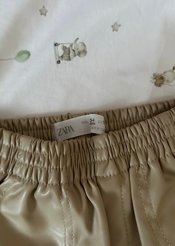 4 Yaş Beden Düğmeli Bej Deri Kız Pantolonu