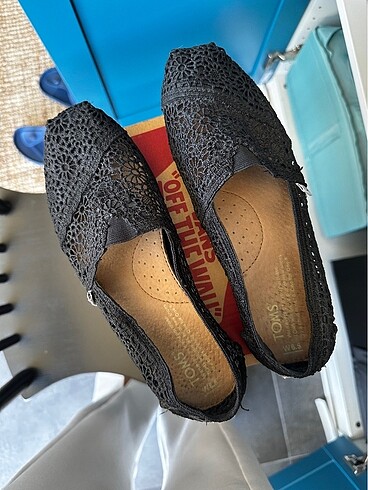 Toms, espadril , kullanıldı ancak deformitesi yok