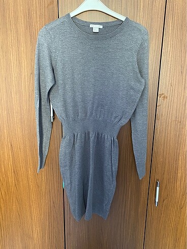H&m triko elbise