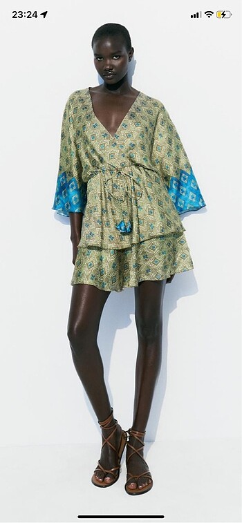 Zara saten desenli elbise
