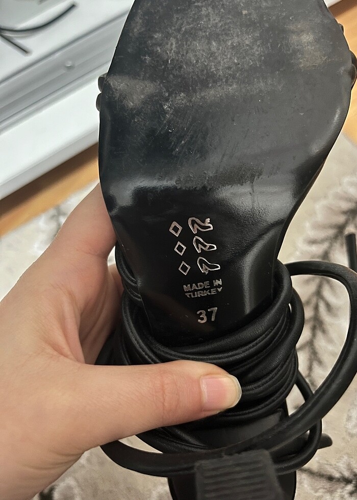 Bağcıklı topuklu ayakkabı - Görsel 2