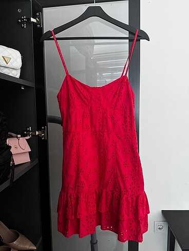 Bershka fisto kumaş kırmızı elbise