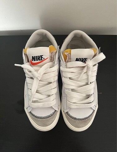 Nike spor ayakkabı