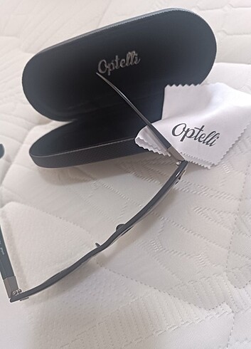  Beden Optelli marka güneş gözlüğü 