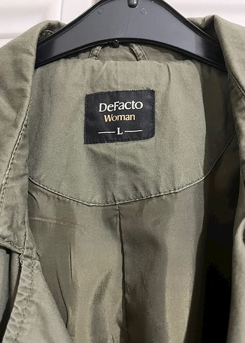 Kadın Haki Uzun Kuşaklı Trençkot - Görsel 2