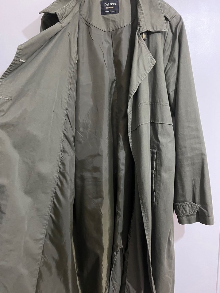 Kadın Haki Uzun Kuşaklı Trençkot - Görsel 3