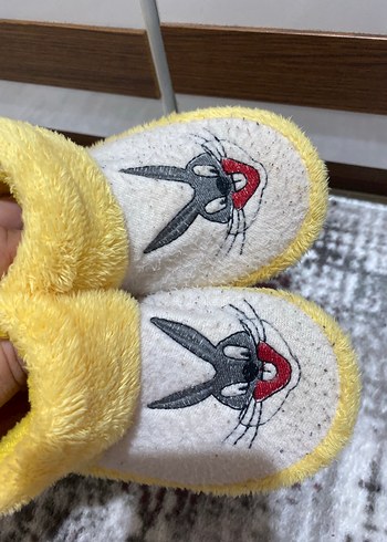 27 Beden sarı Renk tabşanlı panduf 27 numara