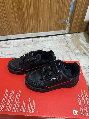 25 Beden adidas çocuk spor ayakkabı