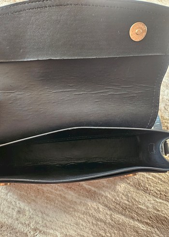 Klasik Siyah Deri Kadın Çanta - Görsel 4