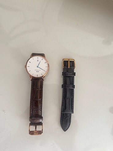 Daniel wellington kadın saat(extra kayisli)