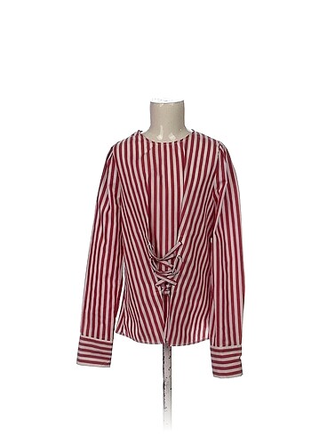 Bershka Bluz %70 İndirimli.