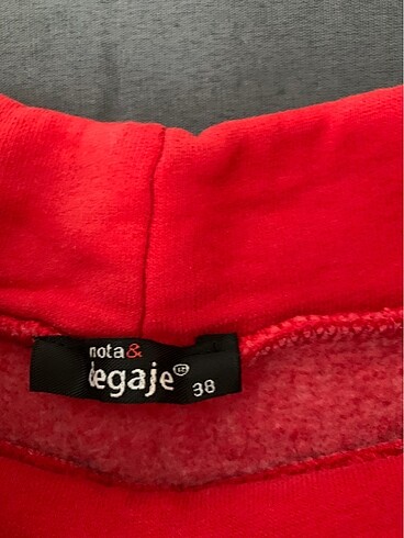 Zara Sweatshirt