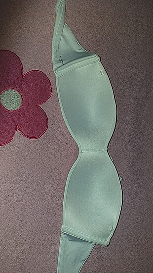 m Beden beyaz Renk Calzedonia bikini üstü defomesiz