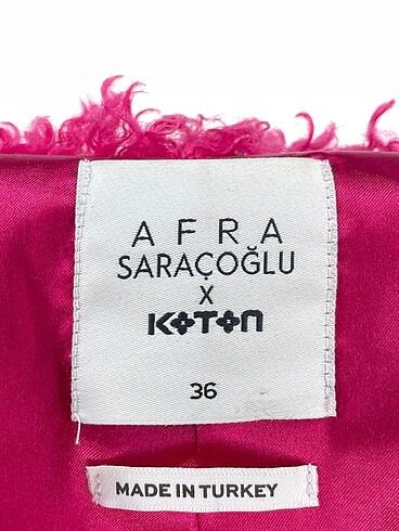 36 Beden pembe Renk Koton Mont %70 İndirimli.