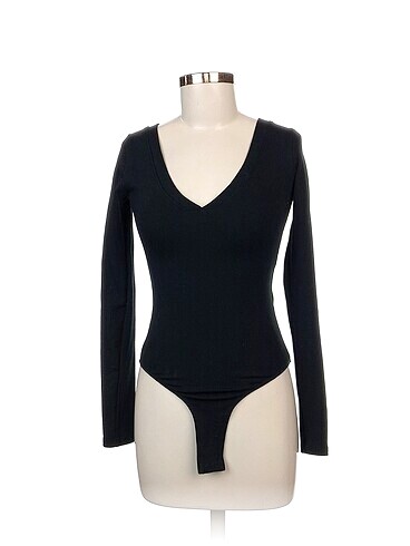 Zara Bluz %70 İndirimli.
