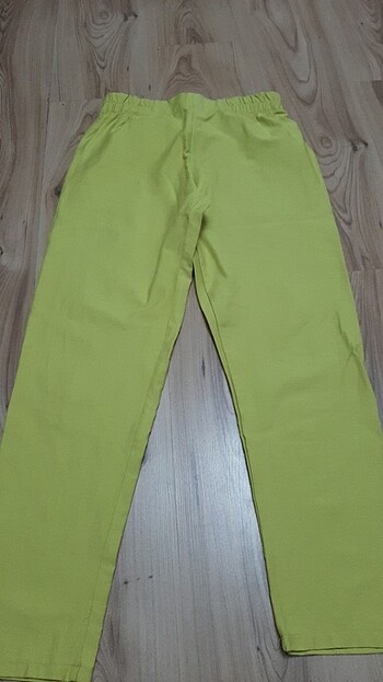 Yeni fıstık yeşili pantolon 