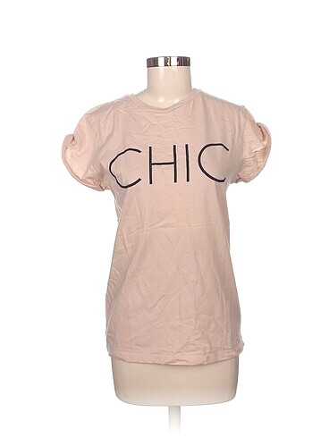 Asos T-shirt %70 İndirimli.