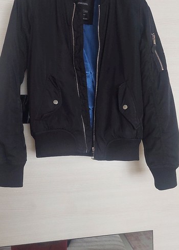 bershka mont