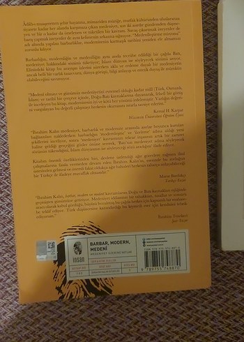 Beden Renk Ekonomi ve Demokrasi Üzerine 4 Kitap Seti