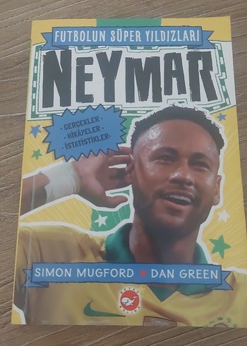 Futbolun Süper Yıldızları Neymar Kitabı