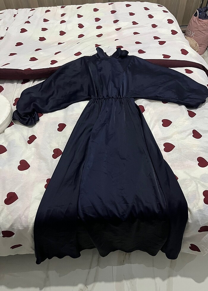 Saten elbise - Görsel 2