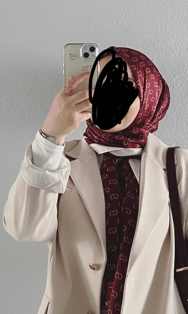 Bordo Drapeli Kadın Sokak Stili Şalı - Görsel 4