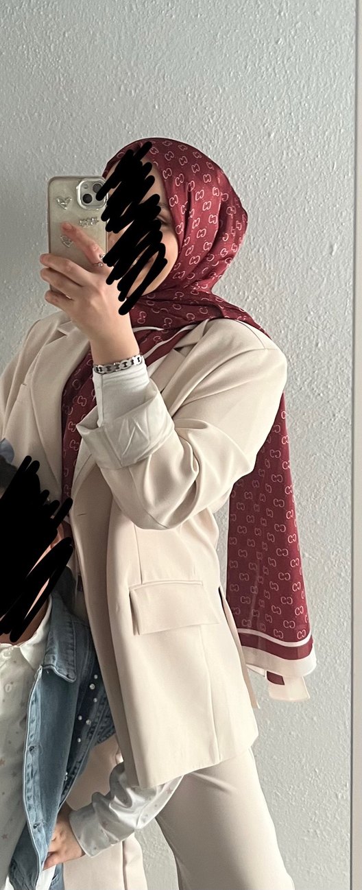 Bordo Drapeli Kadın Sokak Stili Şalı - Görsel 3