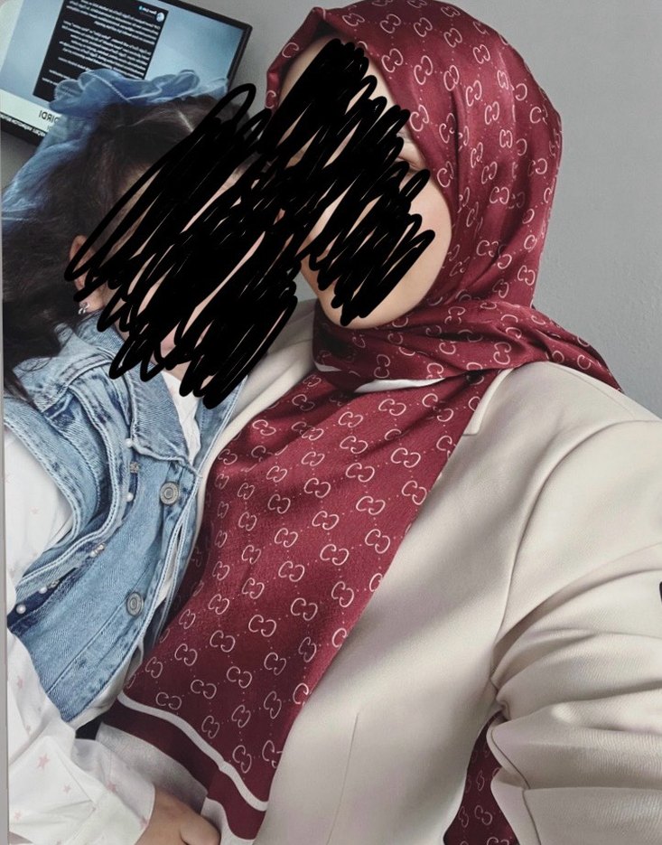 Bordo Drapeli Kadın Sokak Stili Şalı - Görsel 2