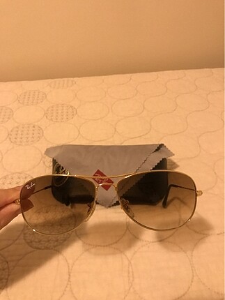 Ray Ban güneş gözlüğü