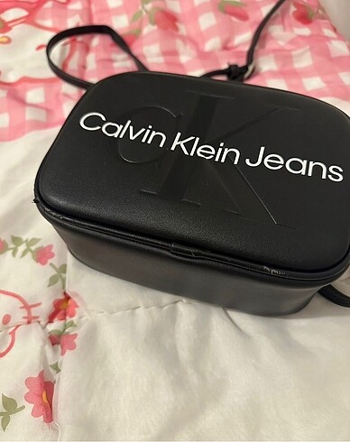  Beden Orijinal Calvin Klein Çanta