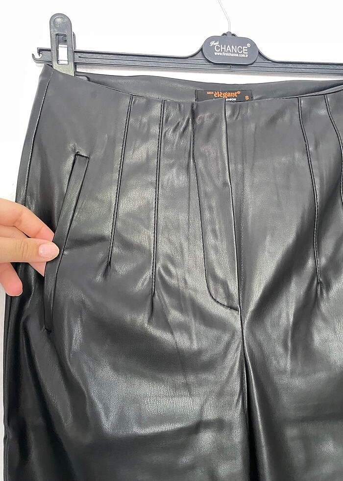 siyah deri pantolon - Görsel 2
