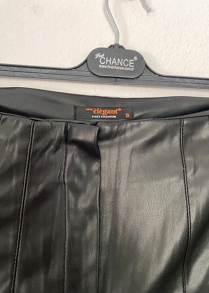 siyah deri pantolon - Görsel 3