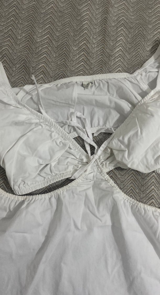 Beyaz V Yaka Midi Keten Elbise - Görsel 3